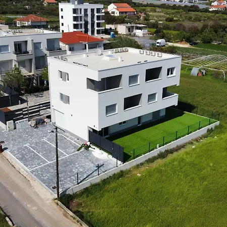 Ecija Gæstehus